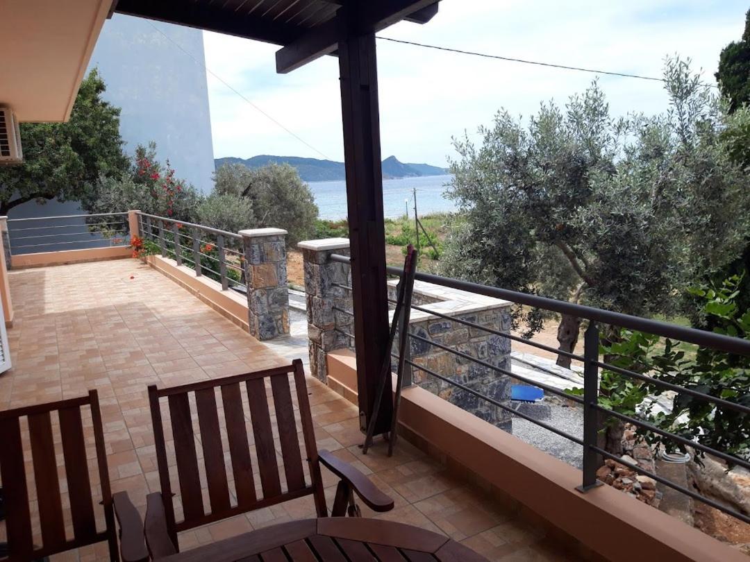 פסילי אמוס Thalatta Seaside Accommodation מראה חיצוני תמונה